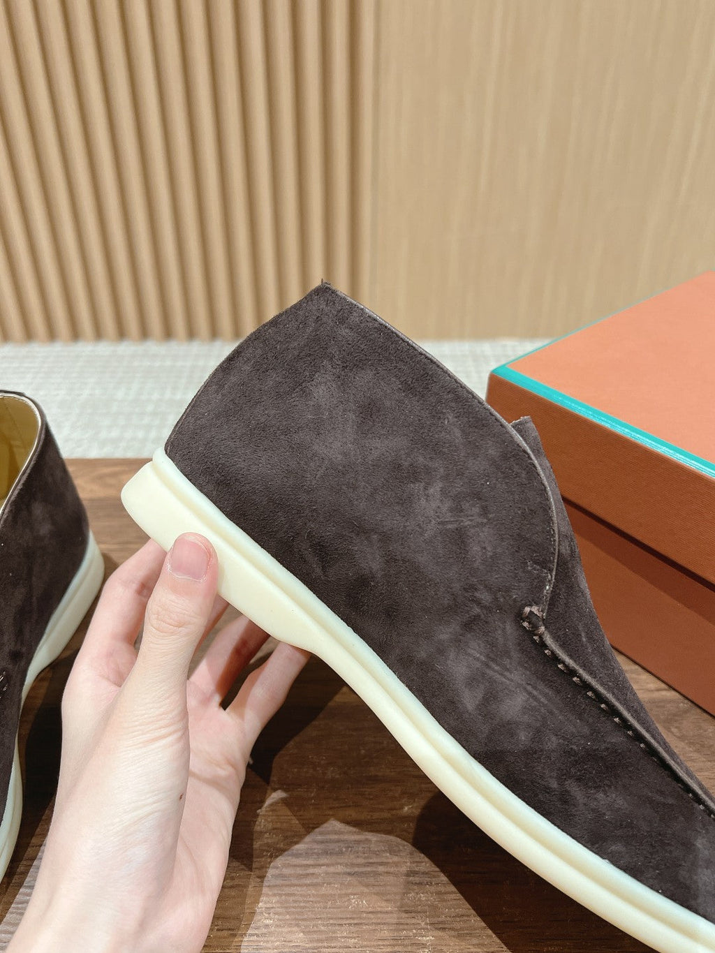 LP OPEN WALK LOAFERS ASH BROWN SUEDE