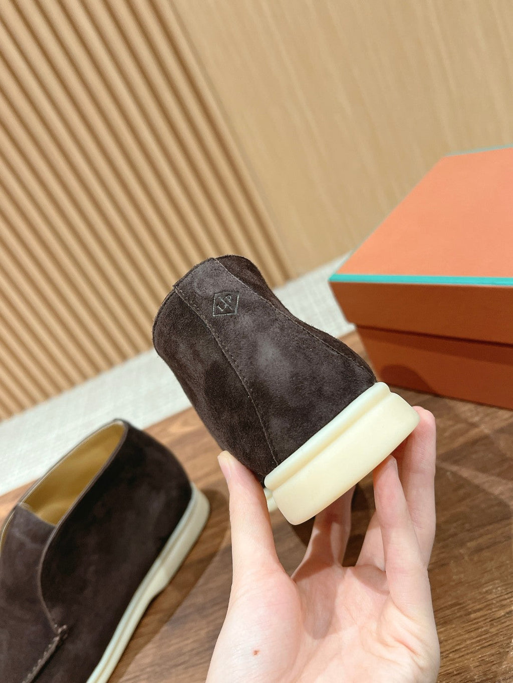 LP OPEN WALK LOAFERS ASH BROWN SUEDE