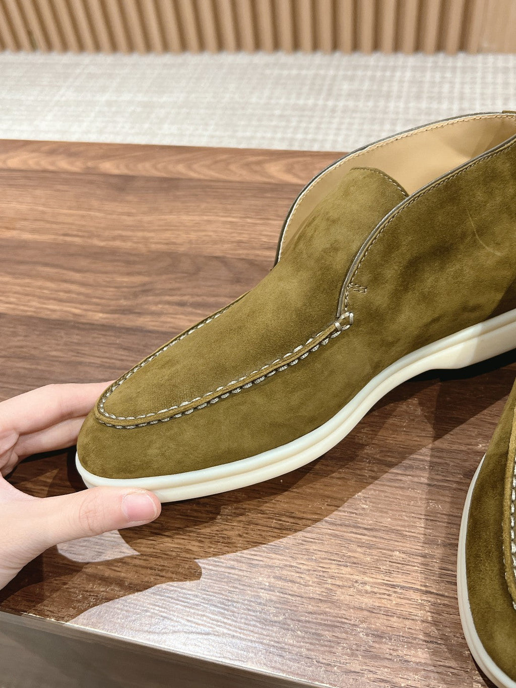 LP OPEN WALK LOAFERS BRIGHT OLIVE SUEDE