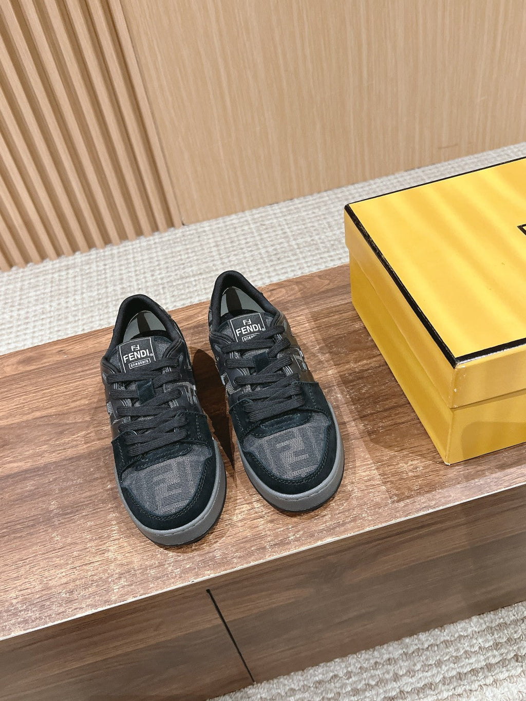 FENDI MATCH TRAINER IN BLACK CALFSKIN AND HIGH-DENSIITY FABRIC