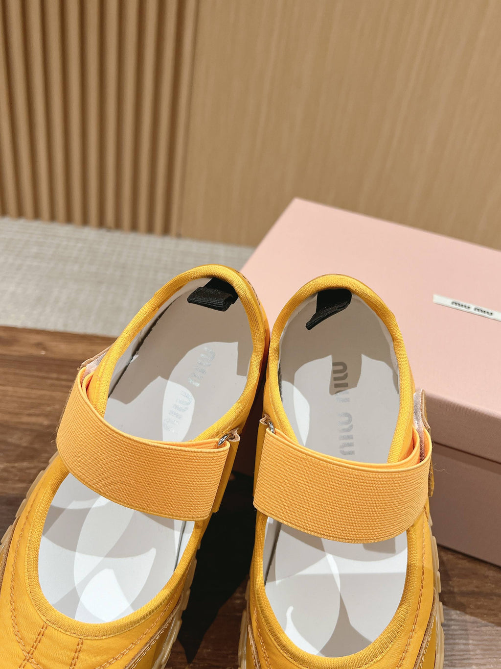 BALLET SHOES IN YELLOW LAMBSKIN AND FABRIC ANTI-SLIP RUBBER SOLE