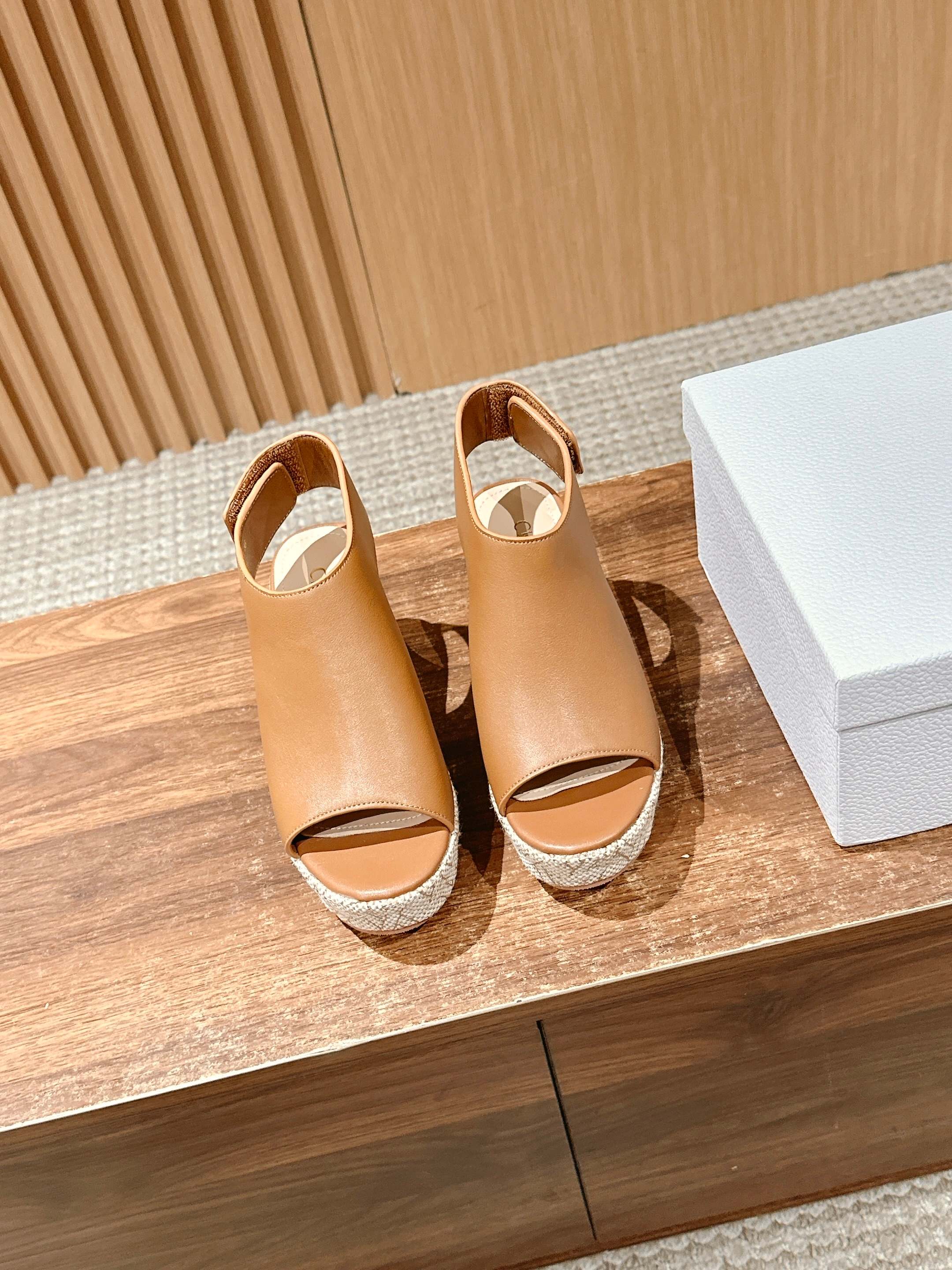 ATTITUDE WEDGE HIGH SLINGBACK 90MM IN BROWN CALFSKIN CANVAS SOLE