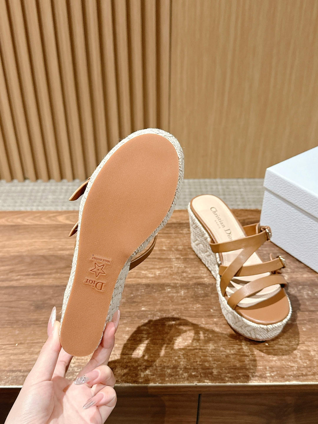 ATTITUDE WEDGE SLIDE 90MM IN BROWN ADJUSTABLE STRAPS CALFSKIN CANVAS SOLE