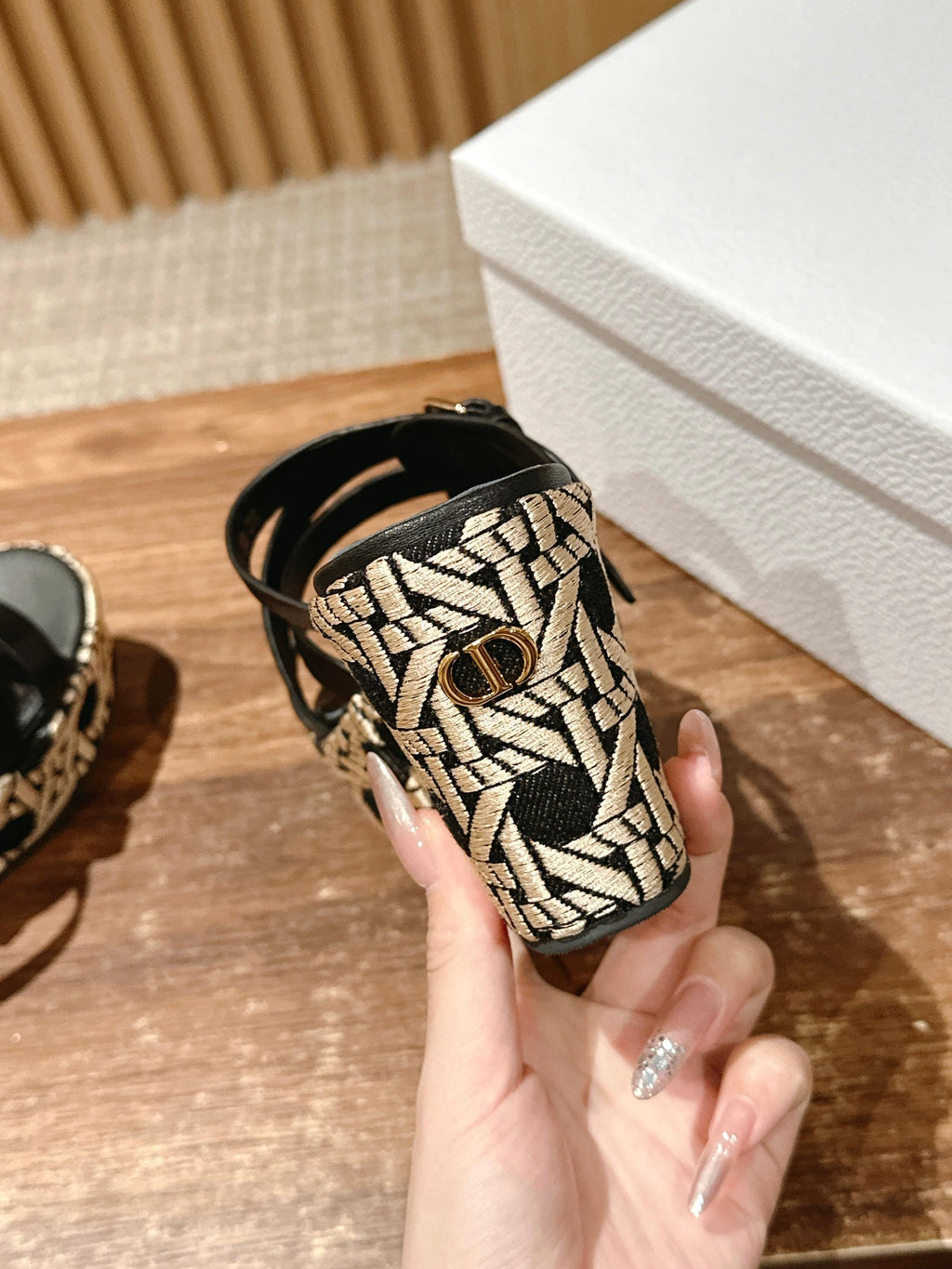 ATTITUDE WEDGE SLIDE 90MM IN BLACK ADJUSTABLE STRAPS CALFSKIN CANVAS SOLE