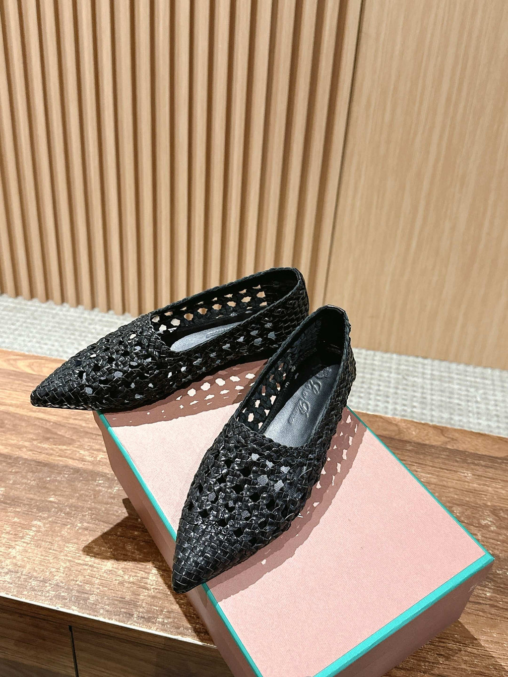 LP POINTED-TOE BALLET FLATS 25S IN BLACK LAMBSKIN