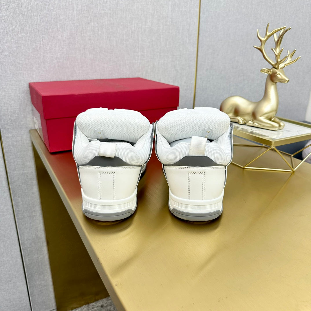 One Stud Sneaker Garavani Calfskin Fabric Brown White