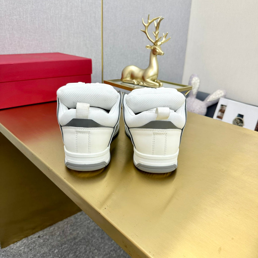 One Stud Sneaker Garavani Calfskin Fabric Black White