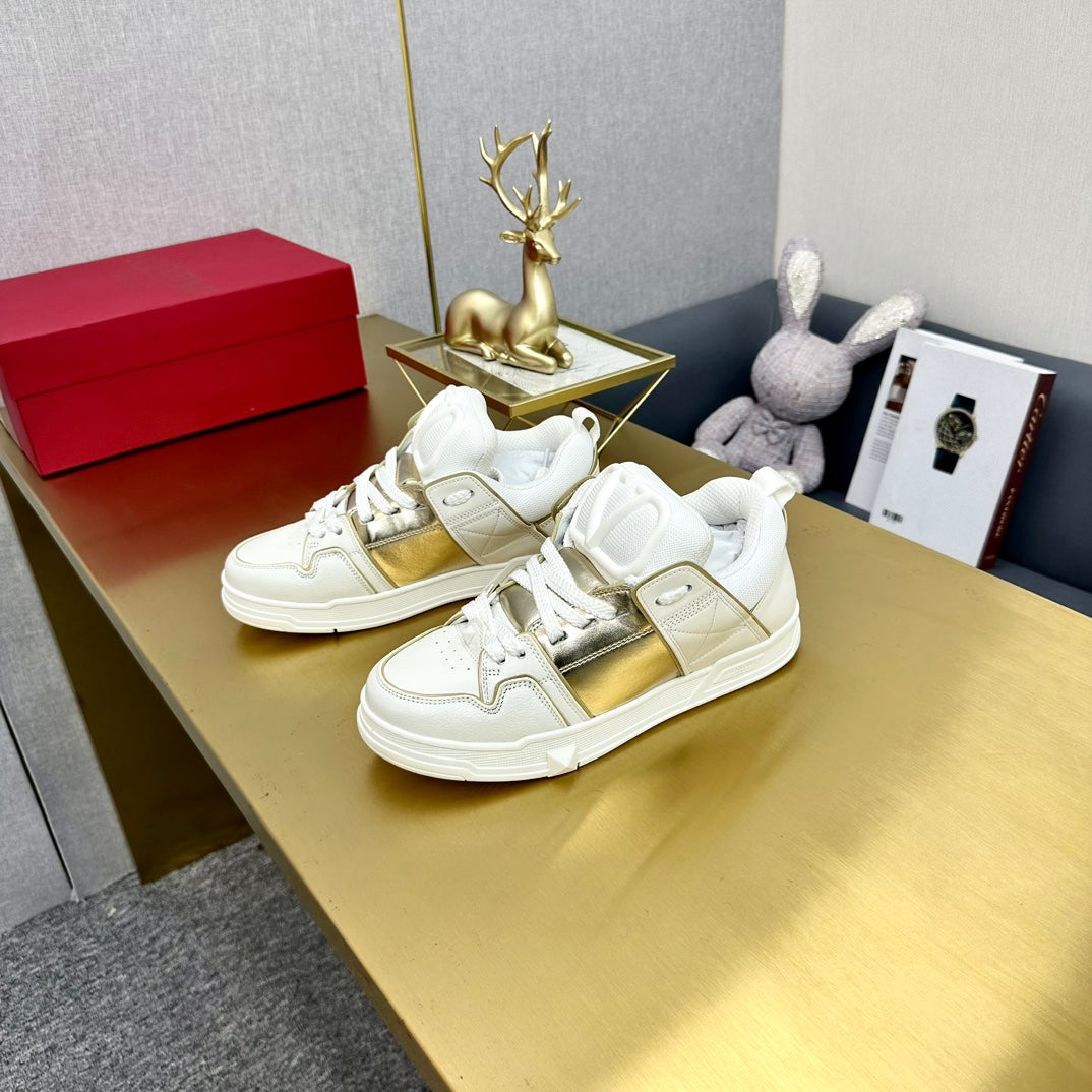 One Stud Sneaker Garavani Calfskin Fabric Gold White