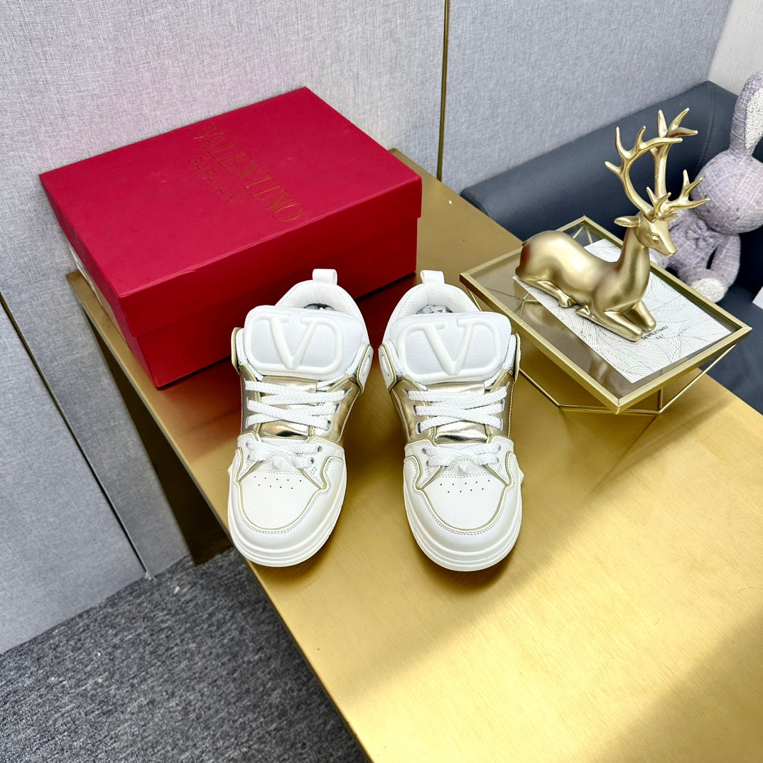 One Stud Sneaker Garavani Calfskin Fabric Gold White