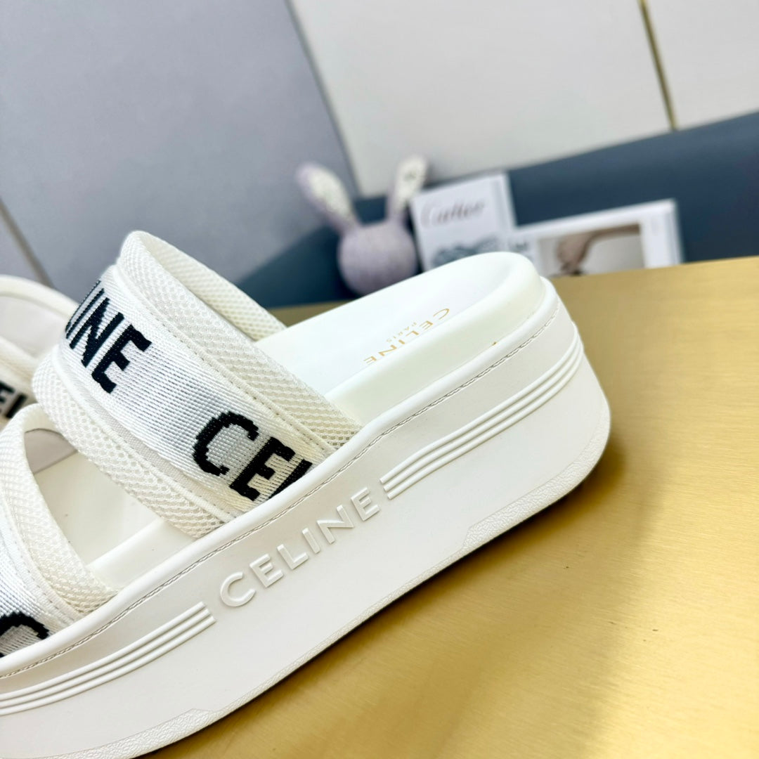 WHITE BLOCK SLIDE MESH NYLON AND TEXT WITH JACQUARD