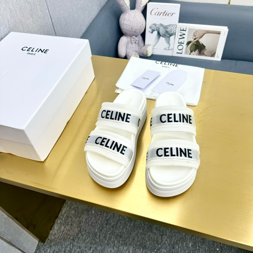 WHITE BLOCK SLIDE MESH NYLON AND TEXT WITH JACQUARD