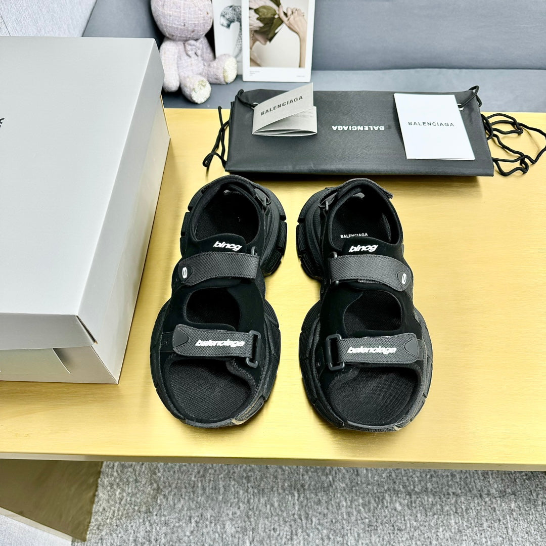 3XL SPORTY SANDALS IN BLACK POLYURETHANE, POLYESTER AND TPU