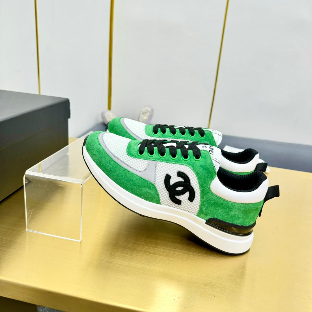 CLASSIC TRAINER IN GREEN MIX WHITE MERCERIZED VELVET