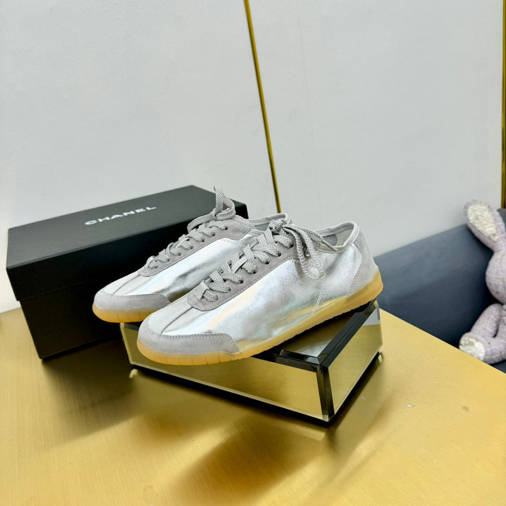 CC SNEAKER IN SILVER GRAY CALFSKIN AND SUEDE