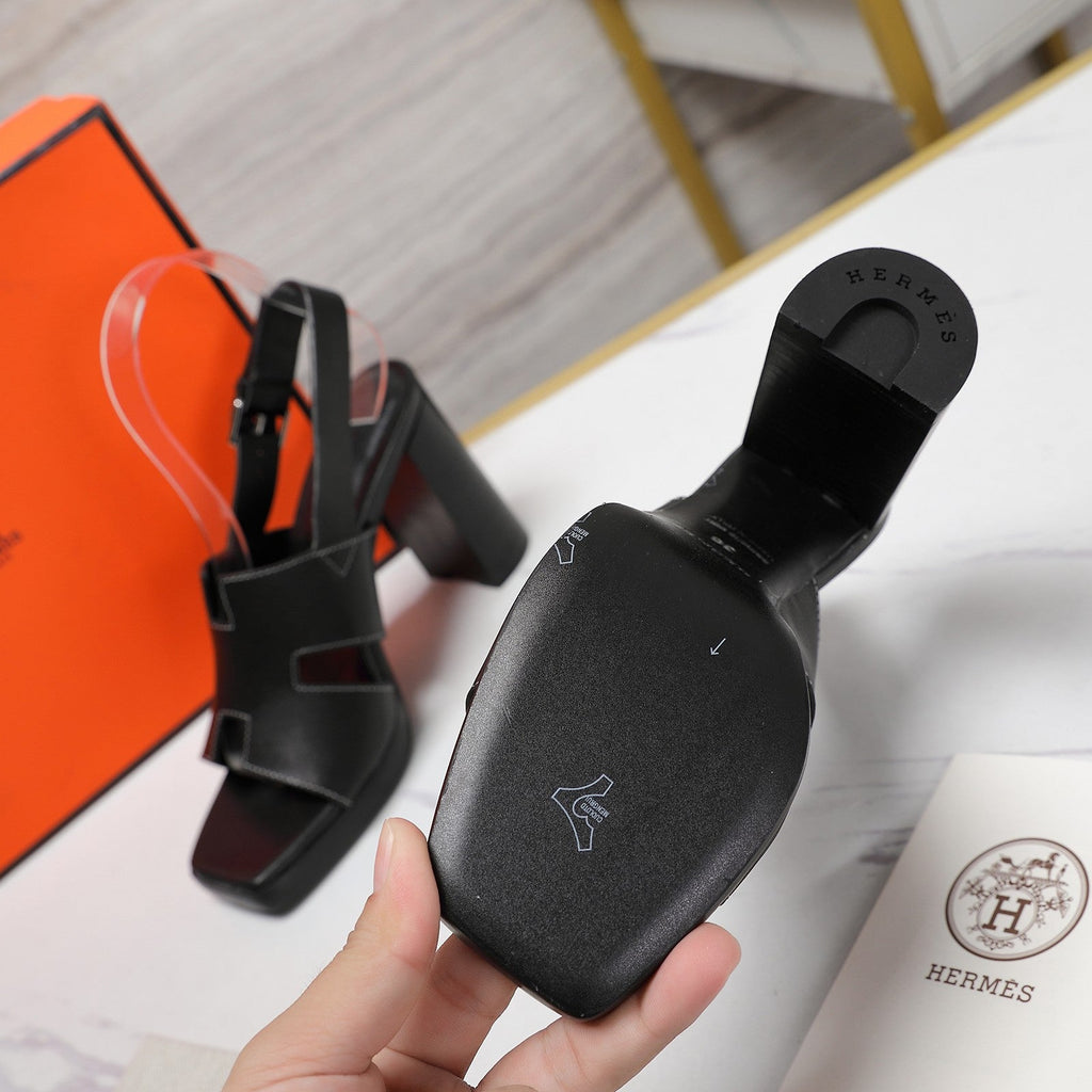 ERIS 95 SANDAL BLACK CALFSKIN