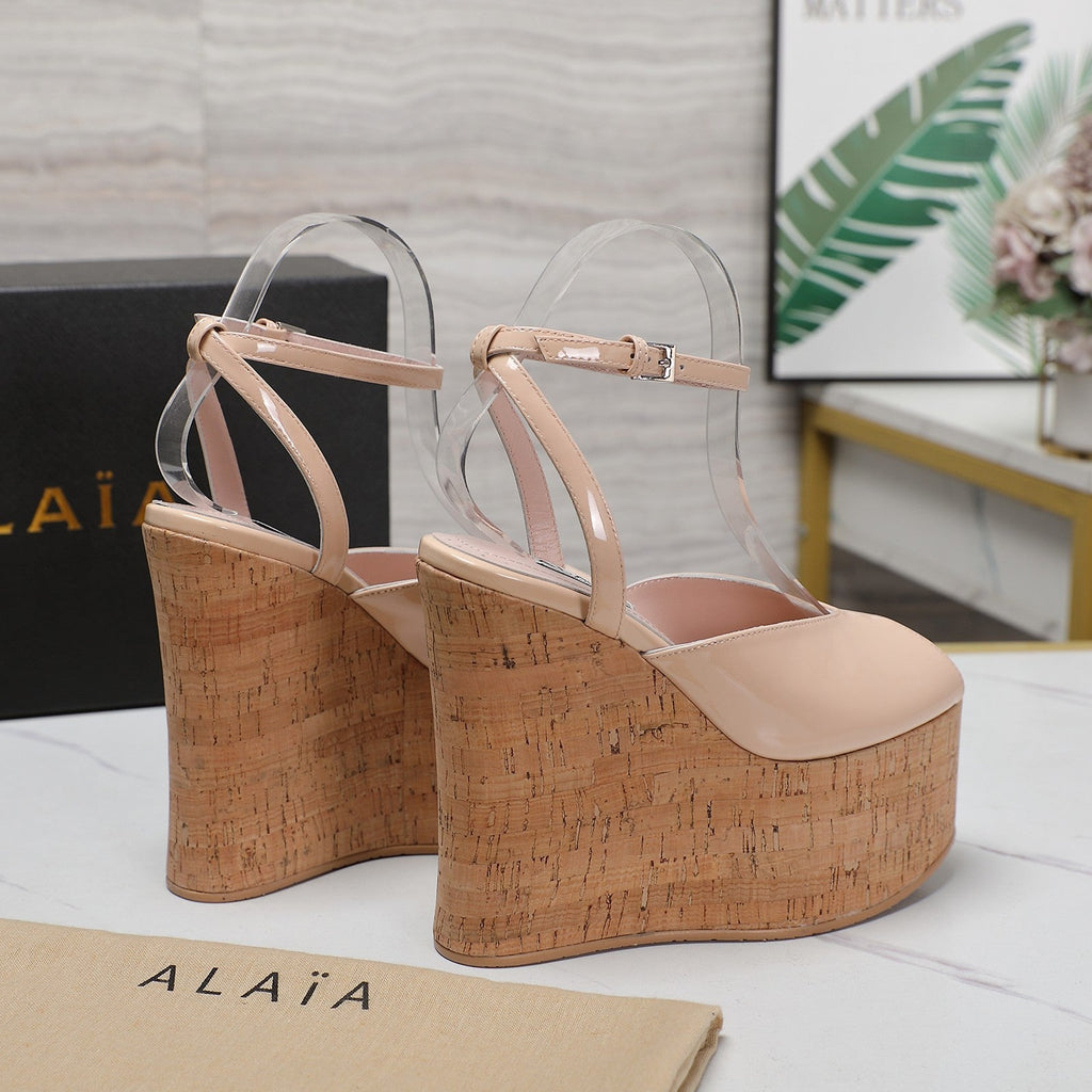 ALAIA WEDGE SANDAL IN BEIGE TAN GLOSSY CALFSKIN AND BEIGE RUBBER