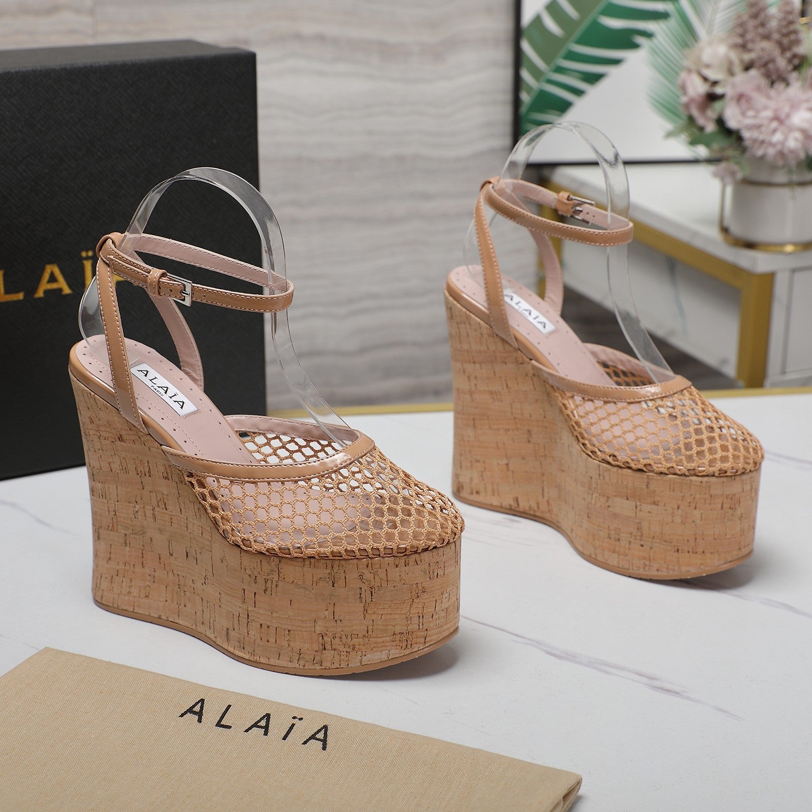 ALAIA WEDGE SANDAL IN FRENCH BEIGE MESH AND BEIGE RUBBER