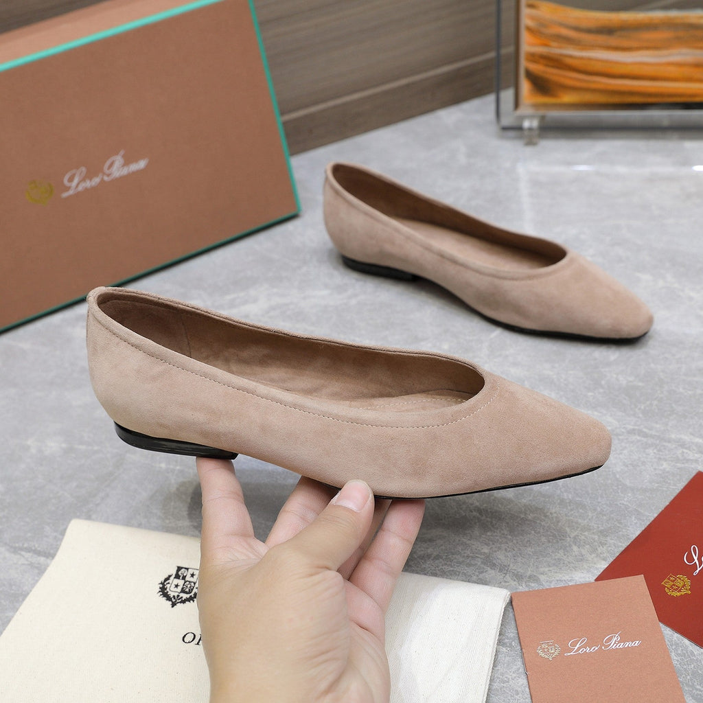 CLASSIC BALLET SHOES IN BEIGE SUEDUE