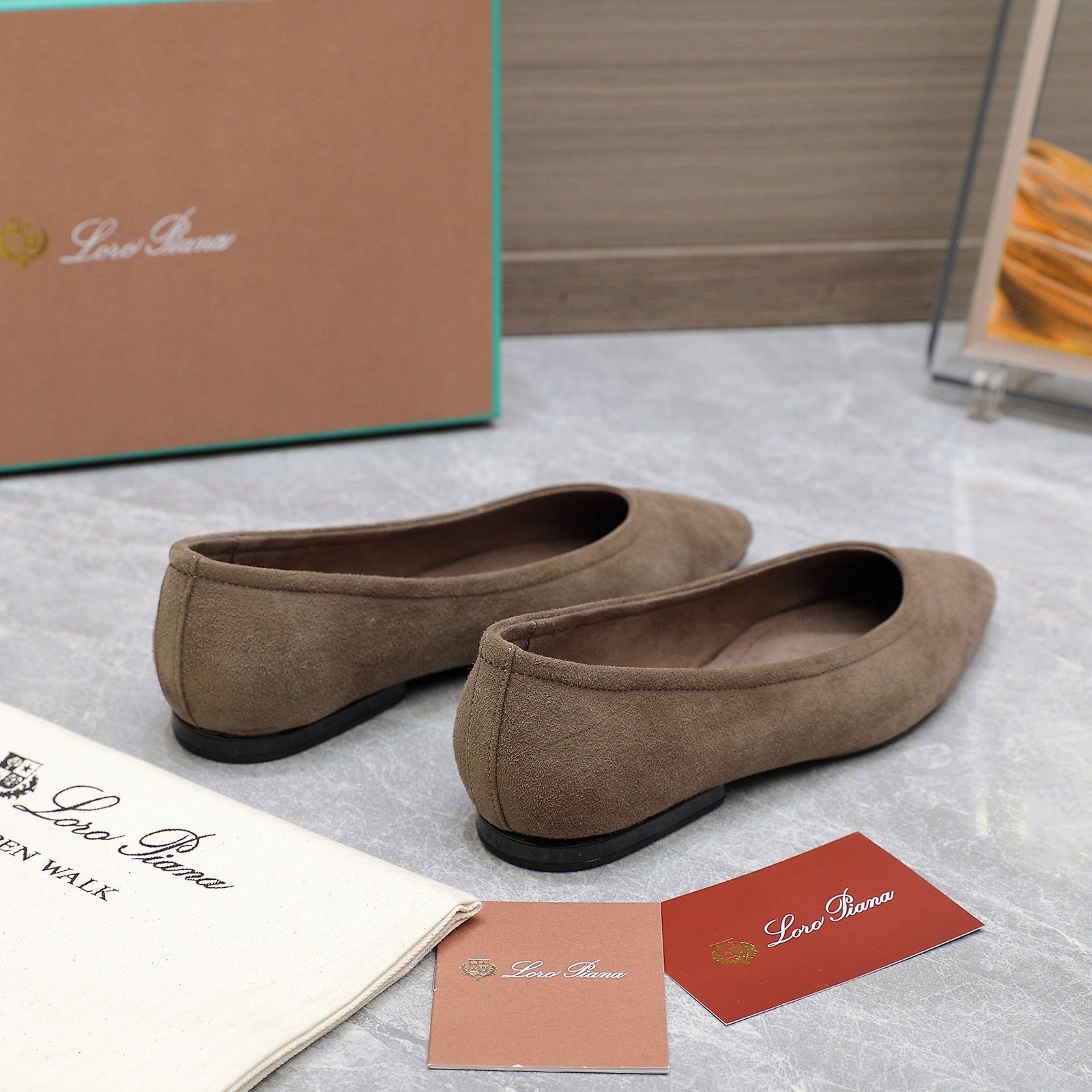 CLASSIC BALLET SHOES IN HEAVY BROWN SUEDUE