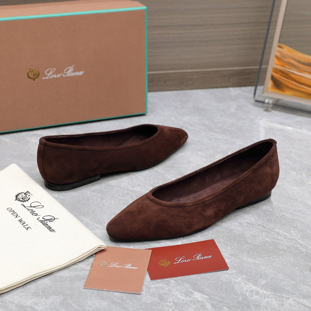 CLASSIC BALLET SHOES IN BROWN SUEDUE