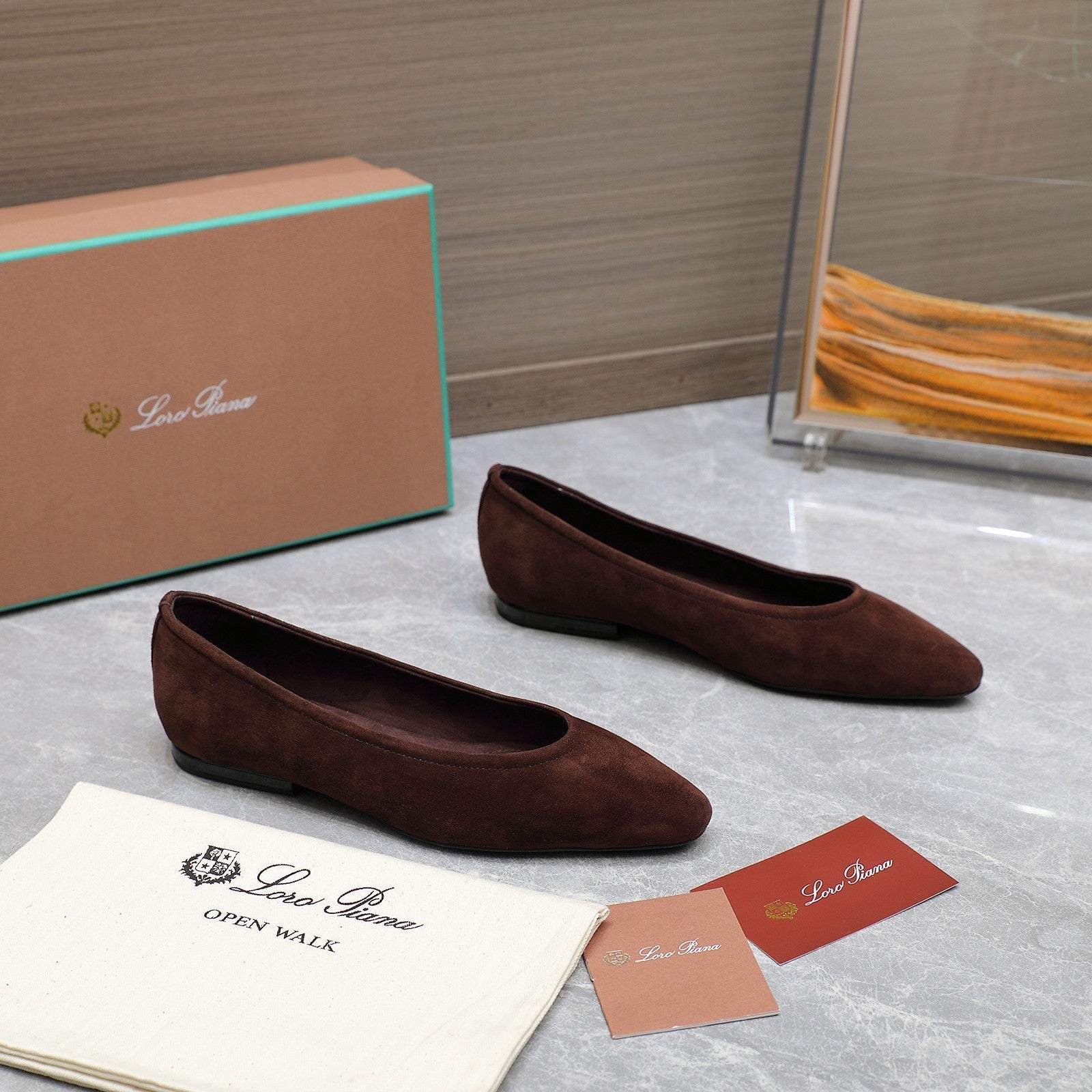 CLASSIC BALLET SHOES IN BROWN SUEDUE