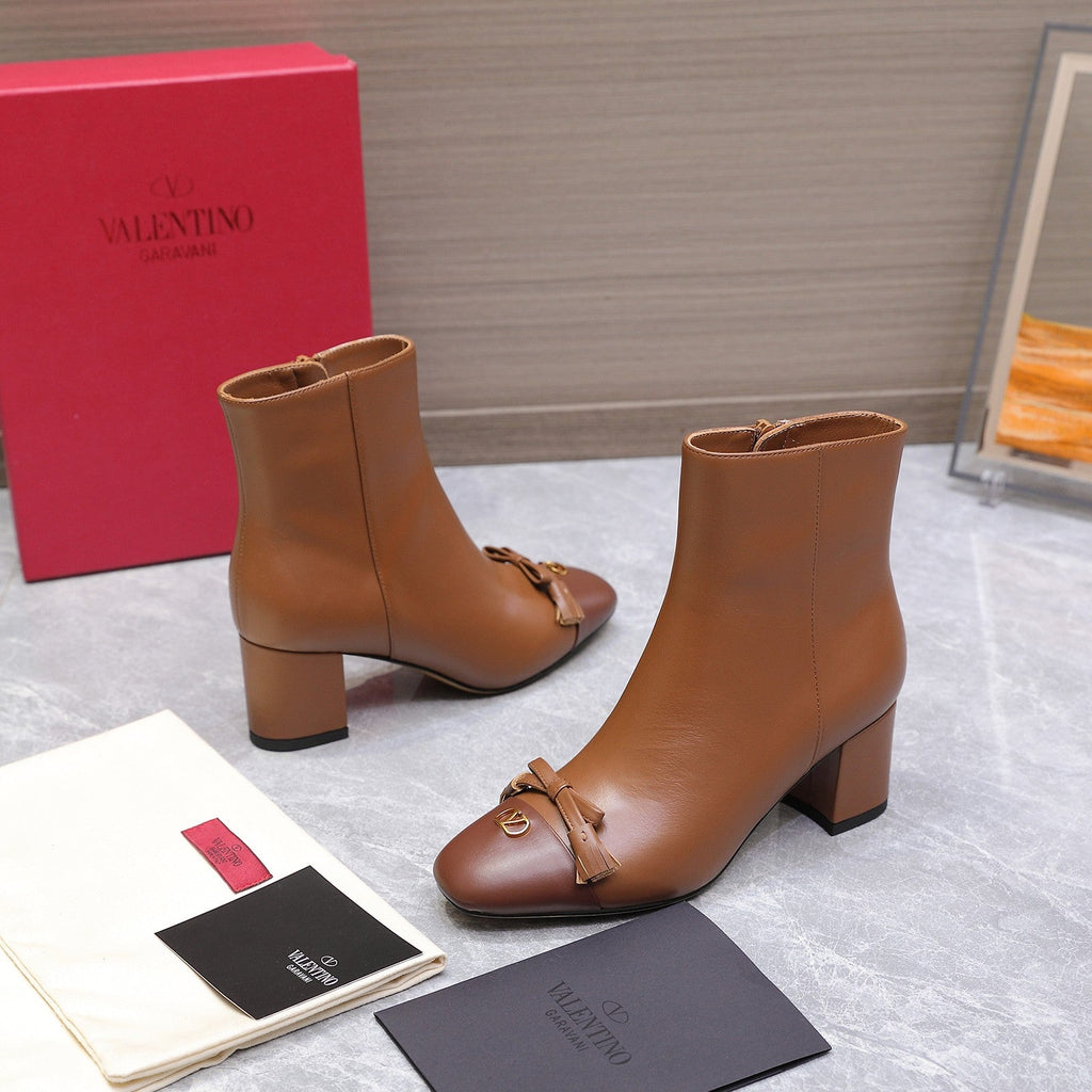 VALENTINO 25S VALET DU ROI ANKLE BOOTS 60 MM IN BROWN CALFSKIN WITH BOW