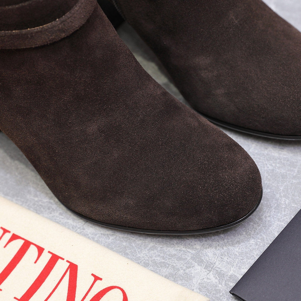 VALENTINO 25S GARAVANI VLOGO LOW BOOTS 80 MM IN DARK BROWN SUEDE