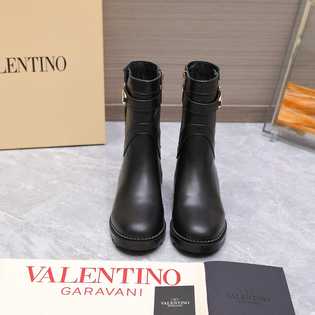 VALENTINO 25S FLAT ANKLE BOOTS IN BLACK CALFSKIN