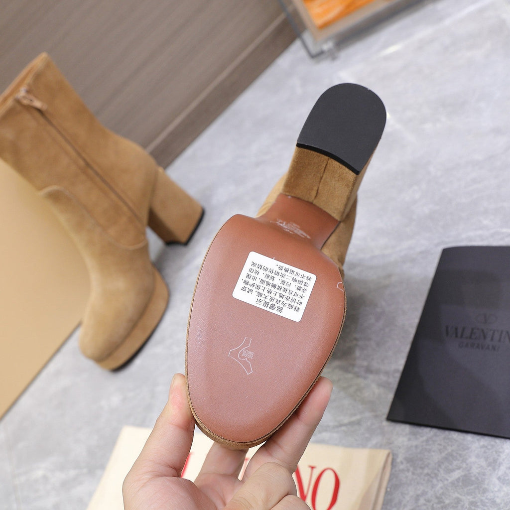 VALENTINO 25S ANKLE BOOTS WITH ZIPPER 90 MM IN LIGHT BROWN SUEDE