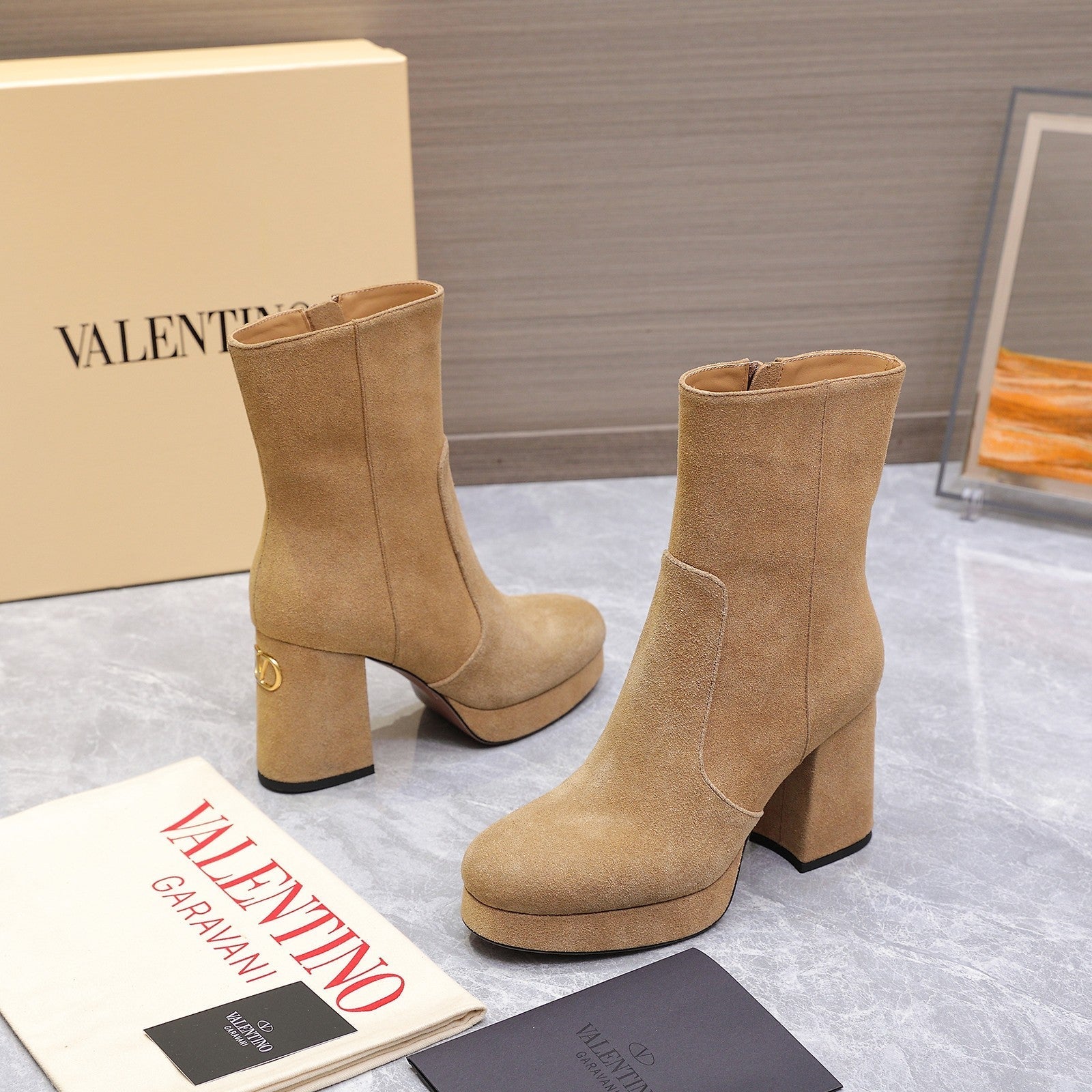 VALENTINO 25S ANKLE BOOTS WITH ZIPPER 90 MM IN LIGHT BROWN SUEDE