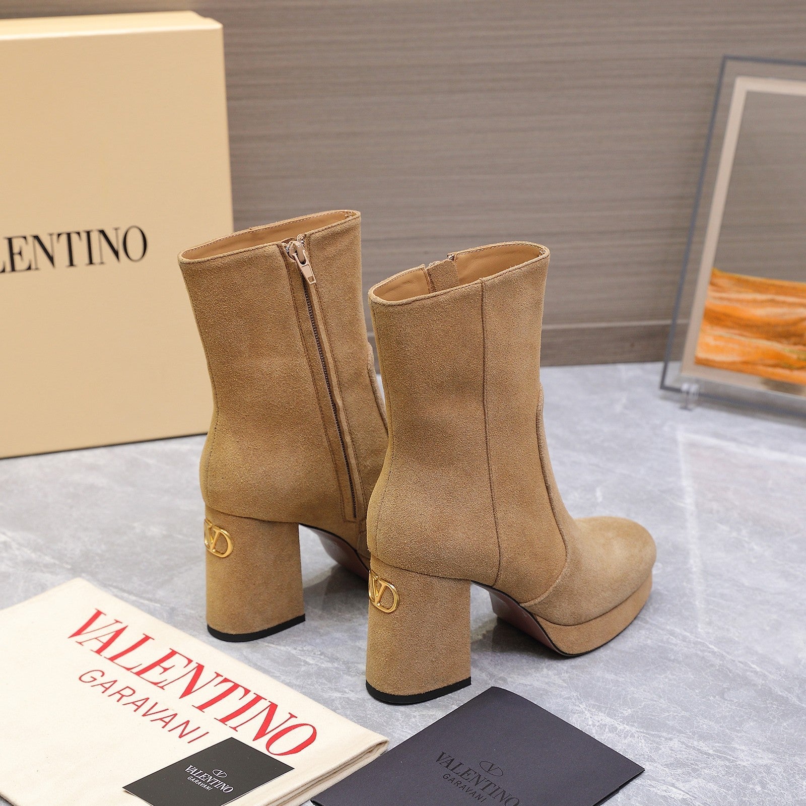 VALENTINO 25S ANKLE BOOTS WITH ZIPPER 90 MM IN LIGHT BROWN SUEDE