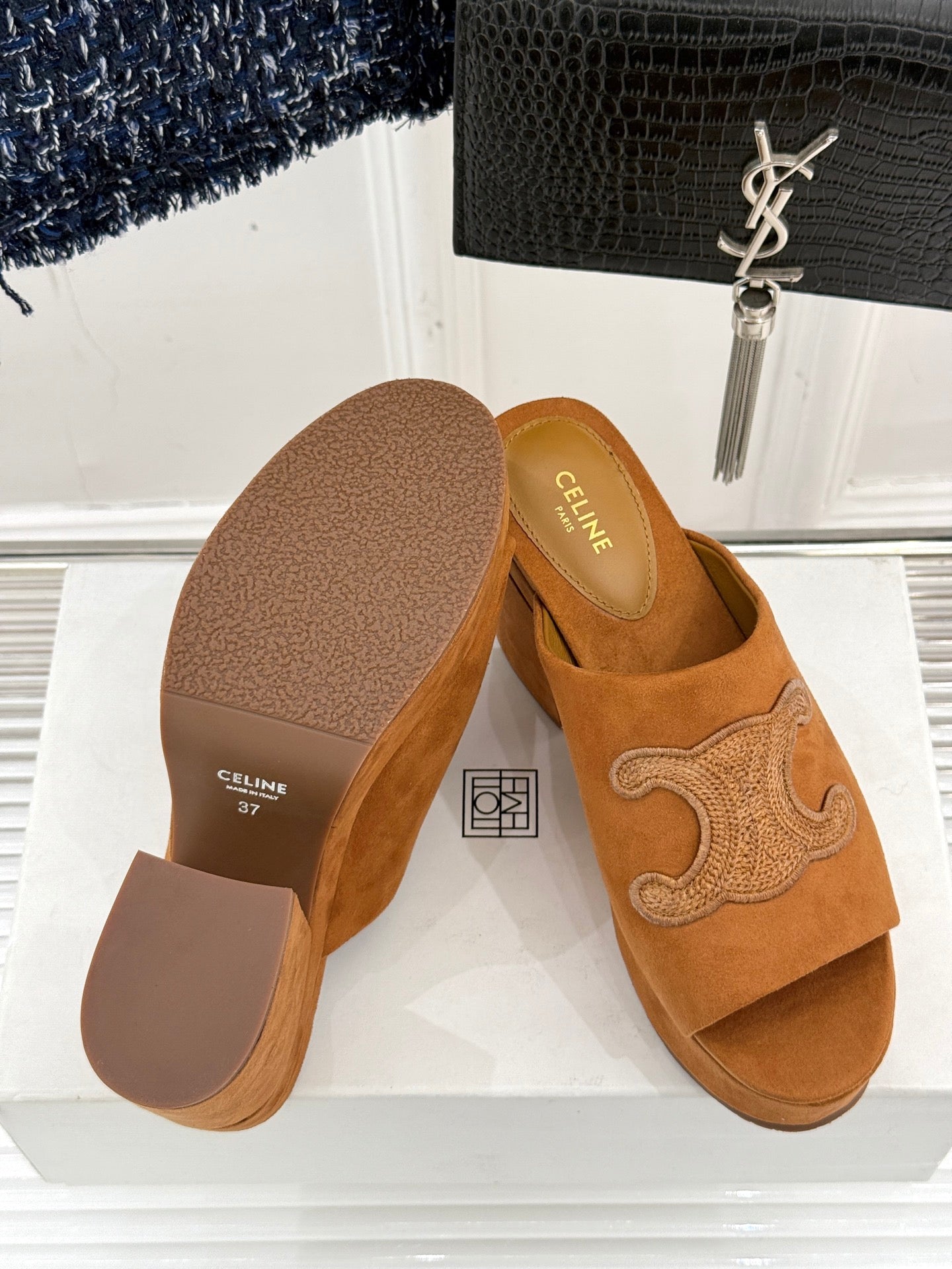 ELENA MULE IN PEANUT BROWN VELVET