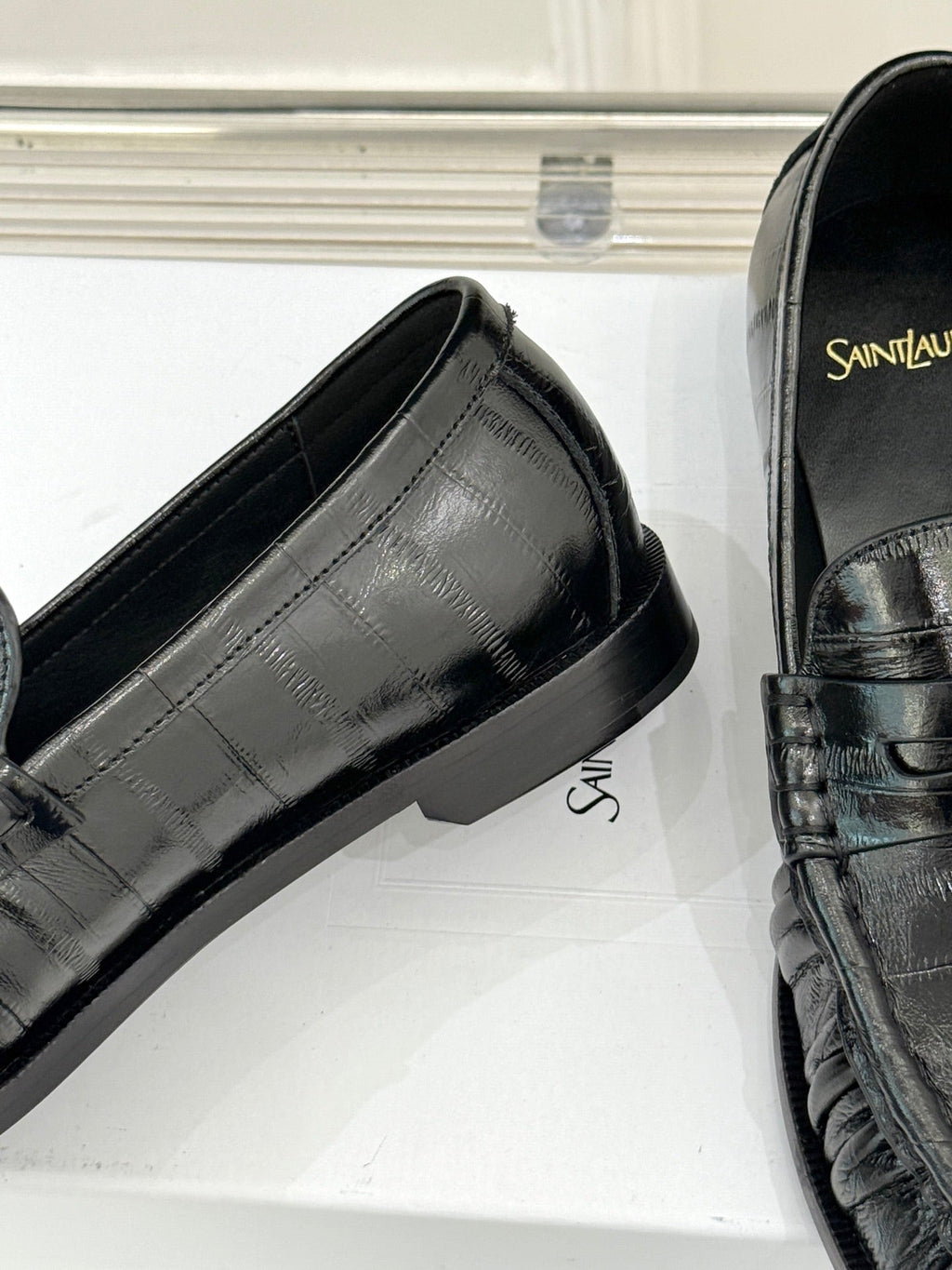 YSL 25S LOAFERS IN BLACK EMBOSSED LAMBSKIN
