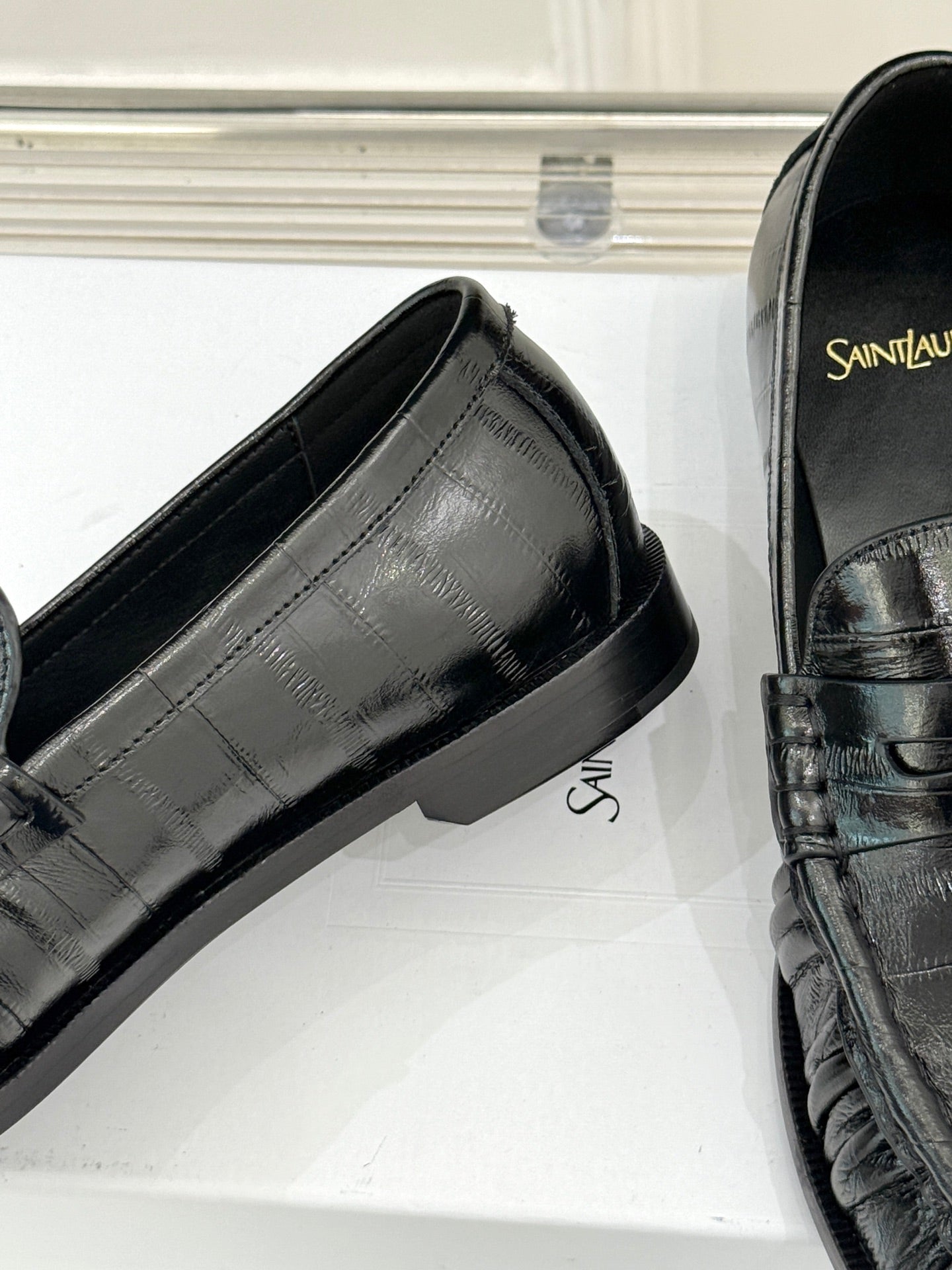 YSL 25S LOAFERS IN BLACK EMBOSSED LAMBSKIN