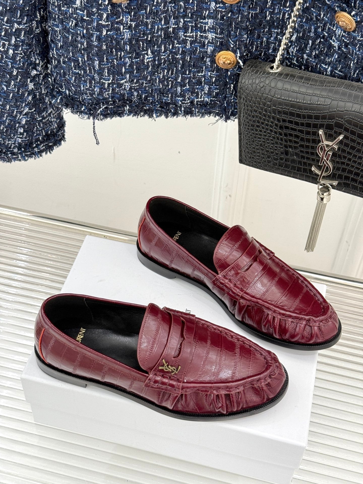 YSL 25S LOAFERS IN DARK RED EMBOSSED LAMBSKIN
