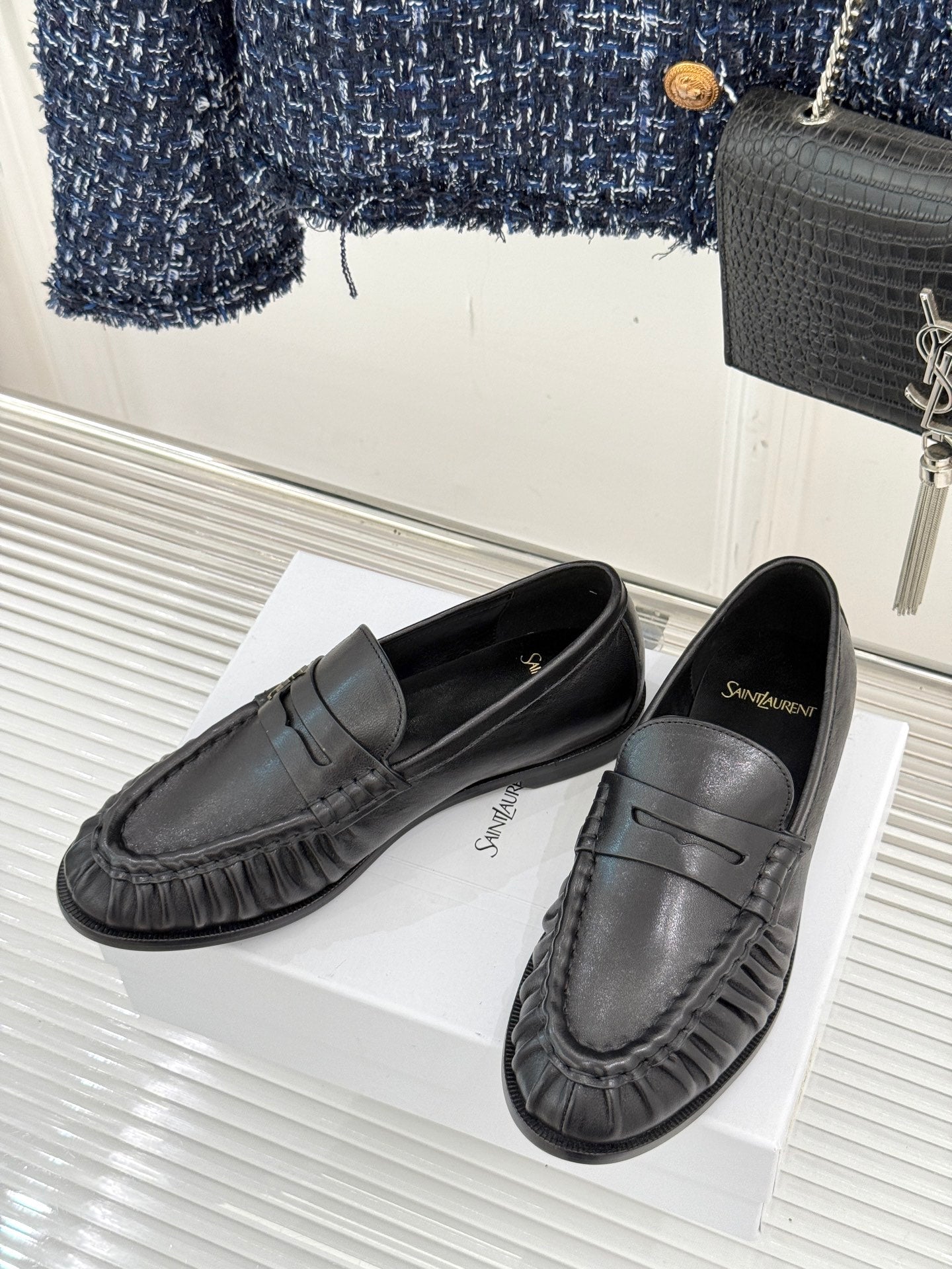 YSL 25S LOAFERS IN BLACK LAMBSKIN