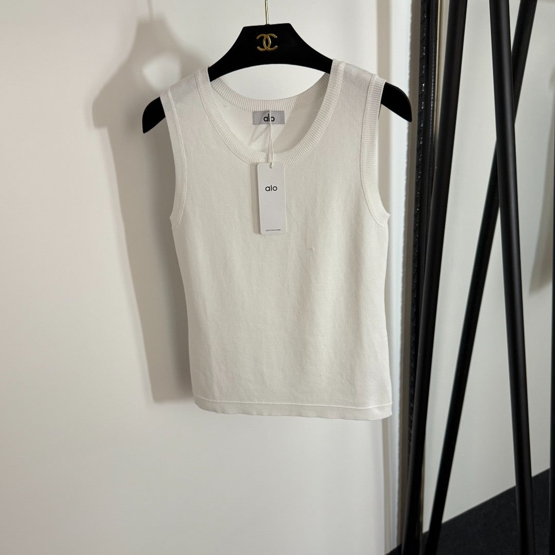 ALO KNIT SLEEVELESS TOP STYLE 162