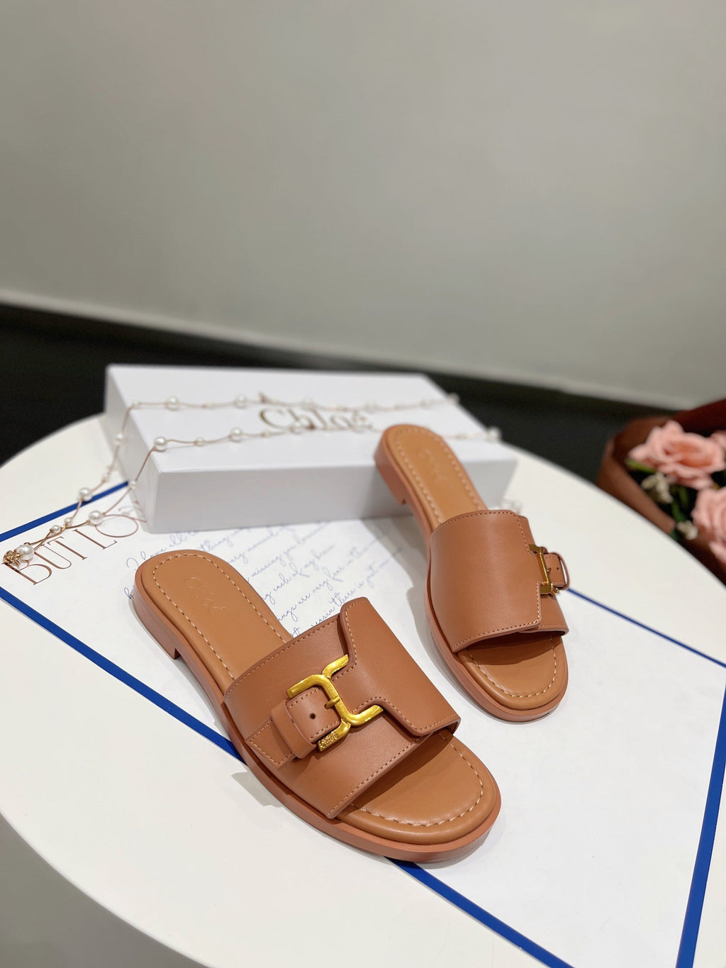 CHLOÉ HLOE MARCIE SLIDE IN BRONZE BROWN CALFSKIN WITH GOLD HARDWARE