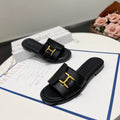 CHLOÉ HLOE MARCIE SLIDE IN BLACK CALFSKIN WITH GOLD HARDWARE