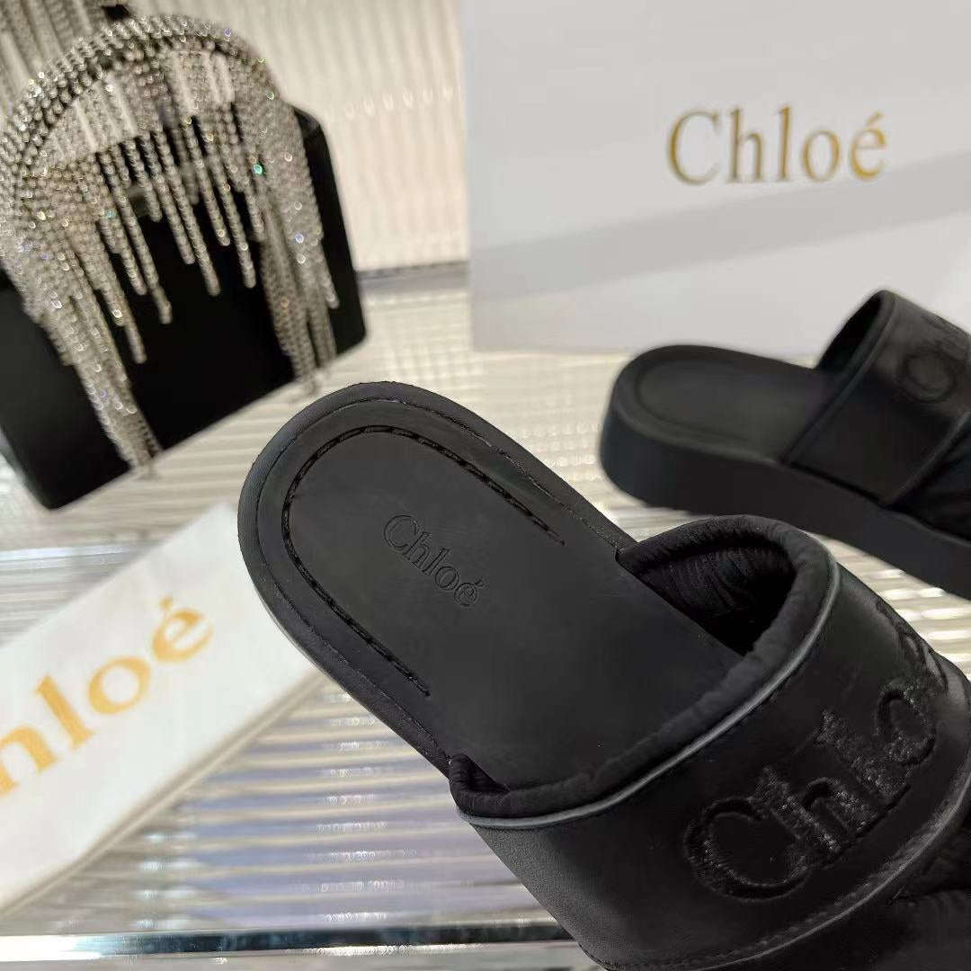 CHLOÉ MILA FLAT SLIDES 5 CM IN BLACK CALFSKIN AND RE-NYLON