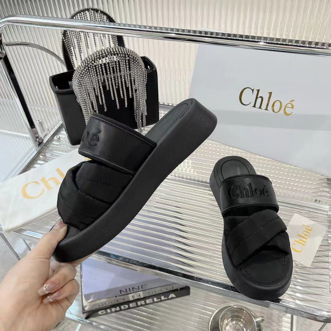 CHLOÉ MILA FLAT SLIDES 5 CM IN BLACK CALFSKIN AND RE-NYLON