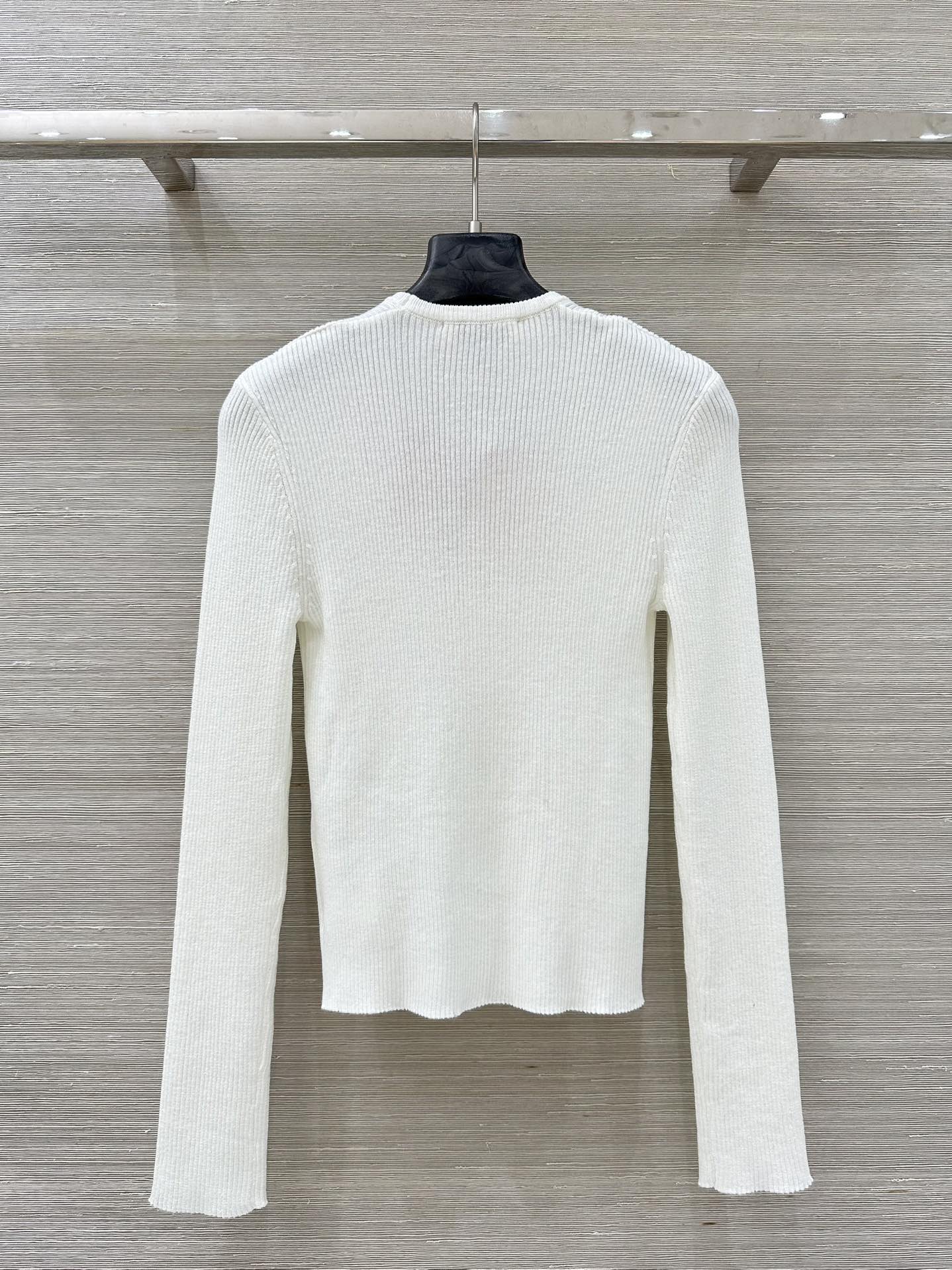MIUMIU SWEATER STYLE 785