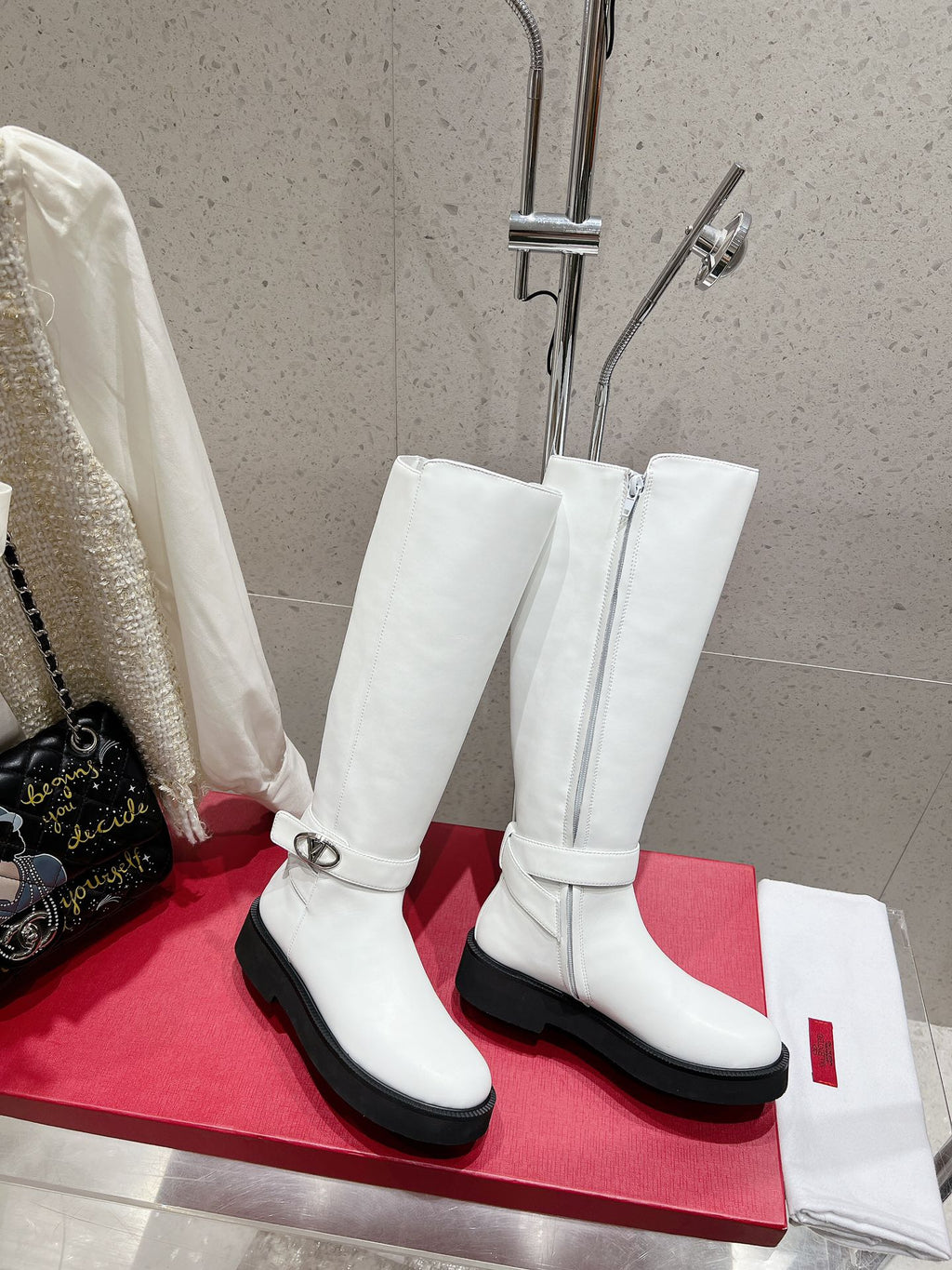 VALENTINO 25S KNEE-HIGH BOOTS IN WHITE CALFSKIN STYLE 9