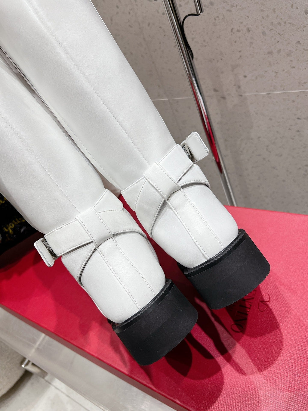 VALENTINO 25S KNEE-HIGH BOOTS IN WHITE CALFSKIN STYLE 9
