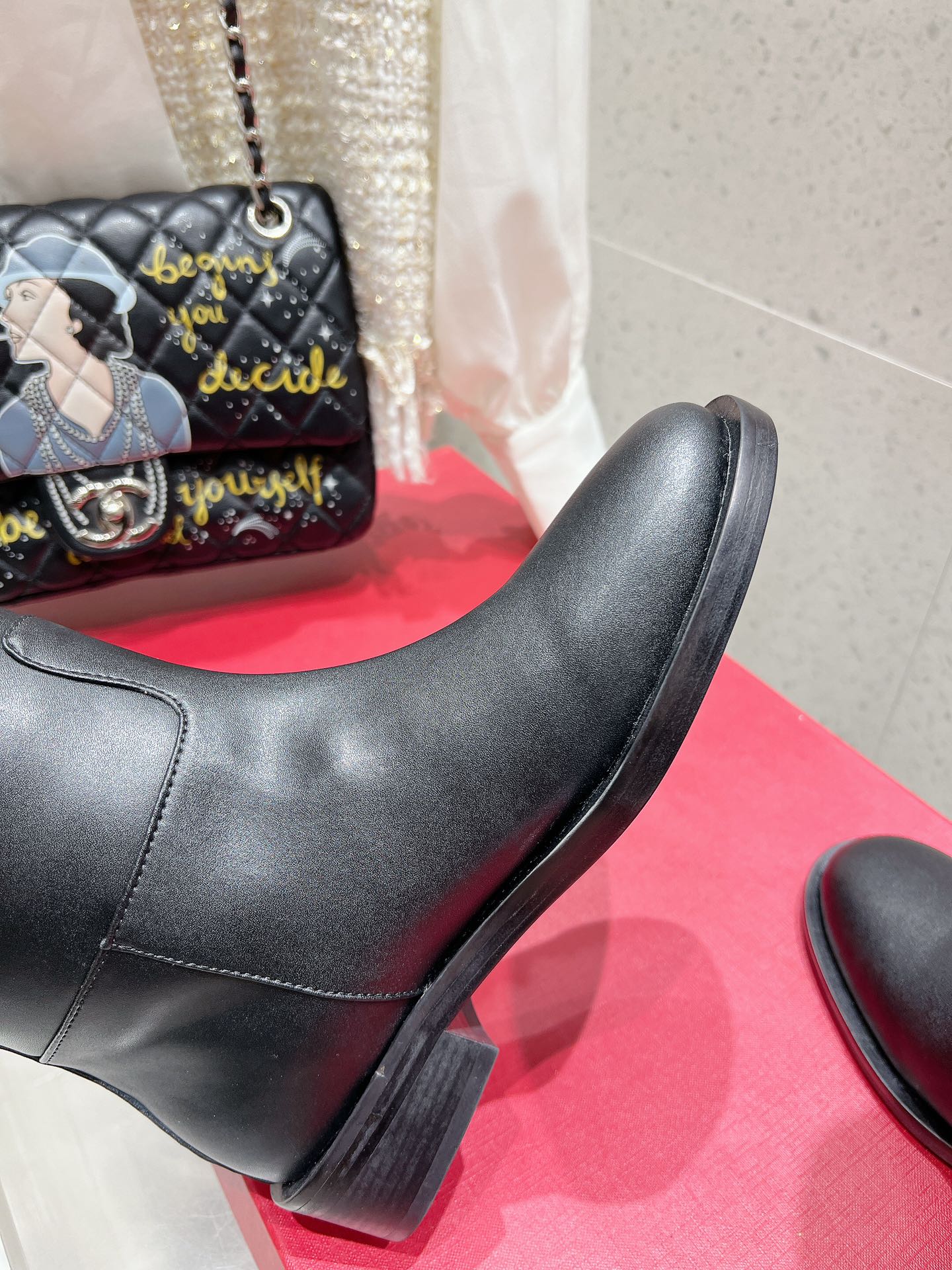 VALENTINO 25S KNEE-HIGH BOOTS IN BLACK CALFSKIN STYLE 4