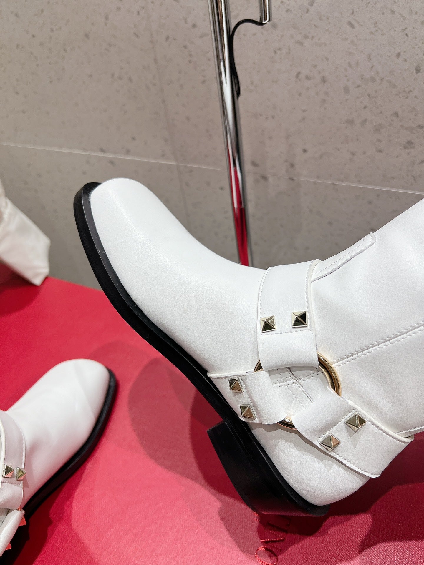 VALENTINO 25S KNEE-HIGH BOOTS IN WHITE CALFSKIN STYLE 3