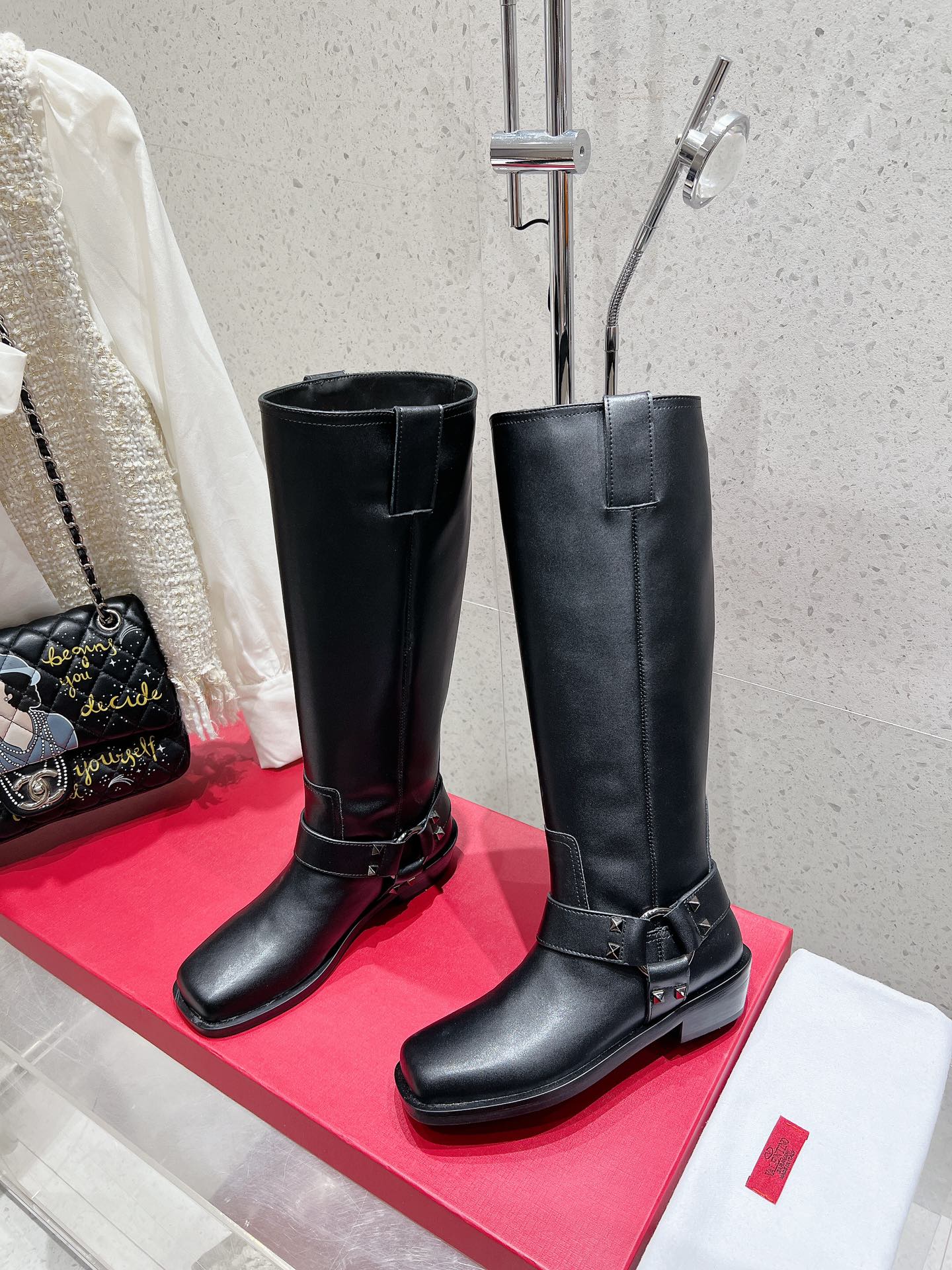 VALENTINO 25S KNEE-HIGH BOOTS IN BLACK CALFSKIN STYLE 1
