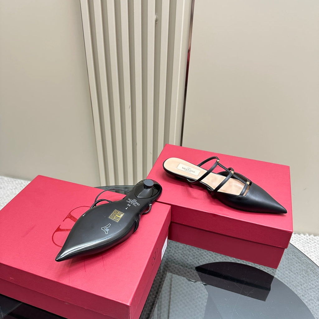 ROCKSTUD WISPY BLACK CALFSKIN MULE 20MM