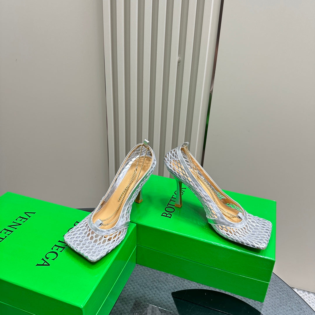 HIGH PUMP 9 CM IN SILVER METALLIZE MESH AND LEATHER