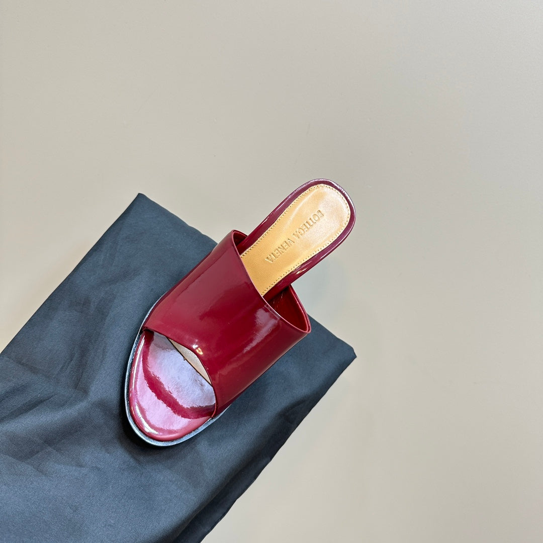 HIGH MULE 95 MM IN WINE RED CALFSKIN